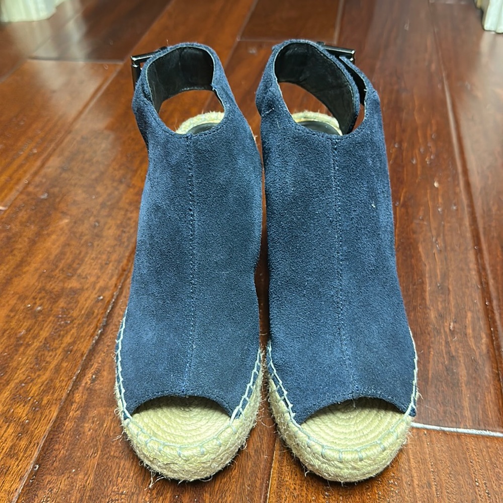 Kenneth Cole wedges
